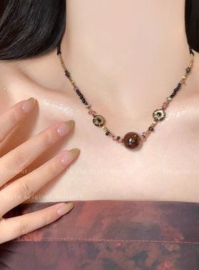 港风复古毛衣项链女款新中式棕色