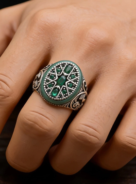 复古风男士戒指做旧绿宝石星芒工艺指环小众设计潮男配饰拍戏饰品