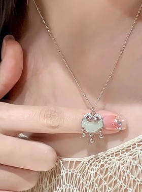 和田玉平安锁项链女款纯银999新中式铃铛2025新款爆款情人节礼物