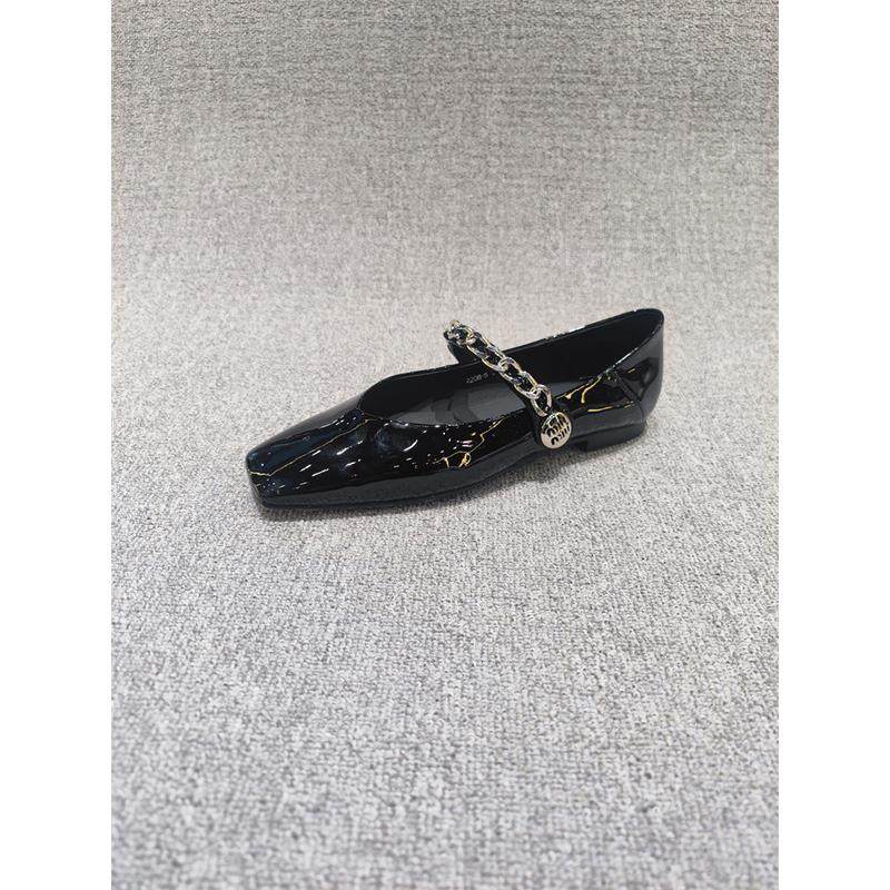 欧货女鞋2025年新款瓢鞋漆皮方头浅口个性链条珍小众平底单鞋,淘宝优惠券,粉丝福利购,淘宝优惠卷