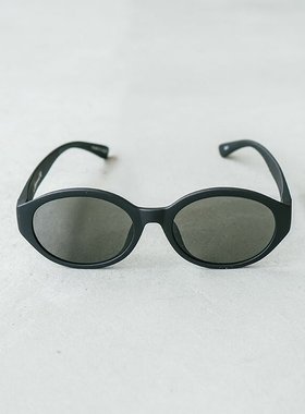 jugaad14 BAY GRIP MATTE 黑色太阳镜 [124500799]