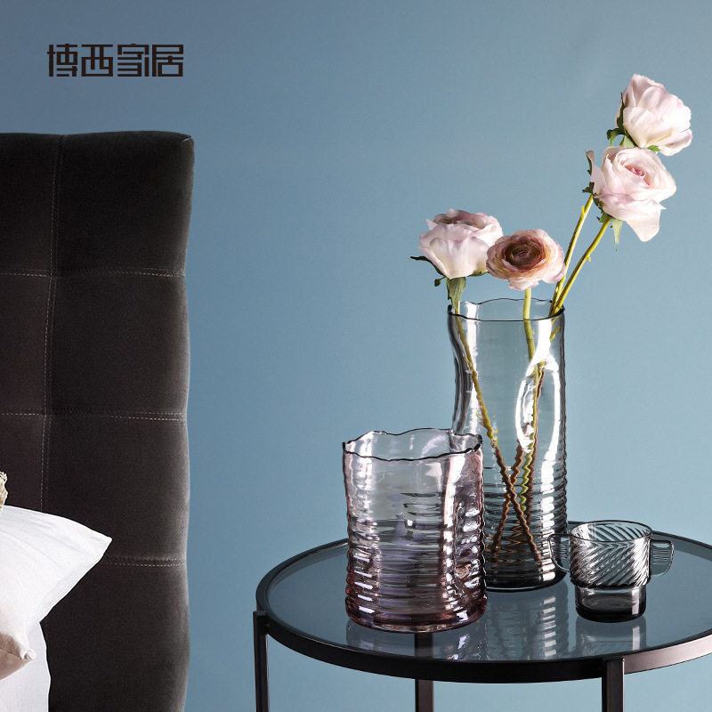 博西家居 玻璃花瓶现代简约圆柱扭转花器 设计师家居软装饰品摆件,淘宝优惠券,粉丝福利购,淘宝优惠卷