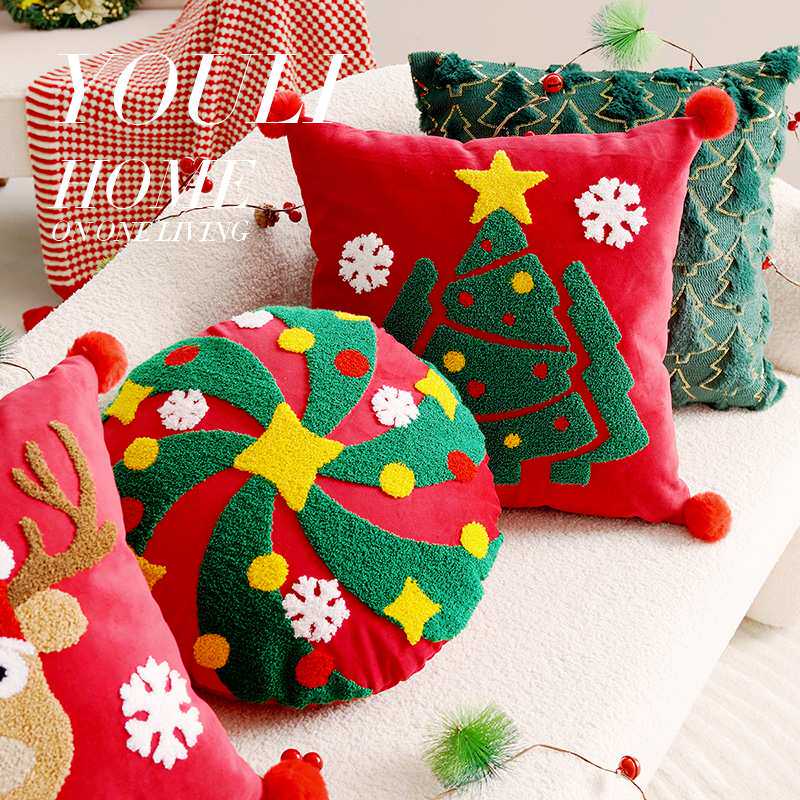 Christmas festive pillowcase holiday decoration American pillow living room sofa cushion cute children's bay window bed