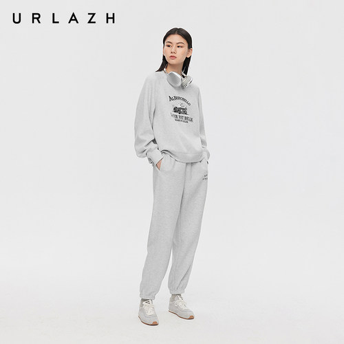 URLAZH有兰春季新款美式复古夹花灰圆领插肩袖印花烫钻宽松卫衣女 - 图2