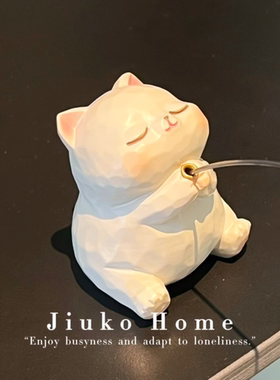 一只钓鱼的小猫摆件-工位搭子