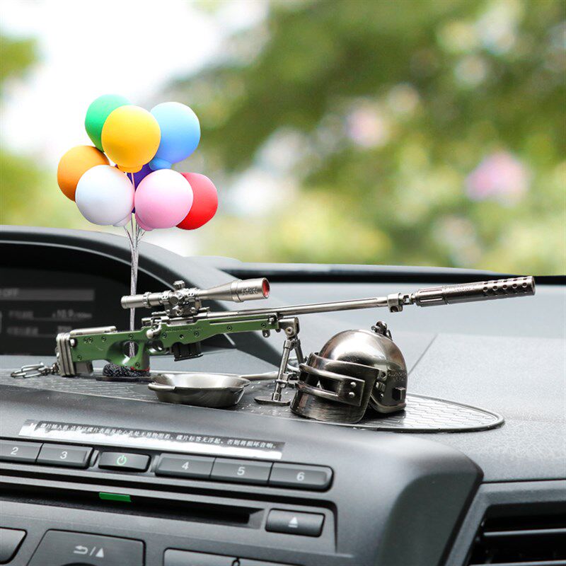 绝地求生饰品现货吃鸡汽车摆件绝地求生车载摆件车内装饰品网红摇头公仔高档男