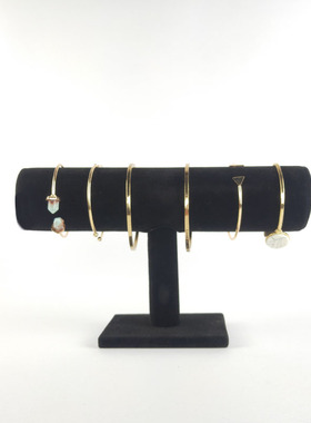 样板房衣帽间展示架绒面手镯手链手表架饰品展示架衣柜陈设饰品