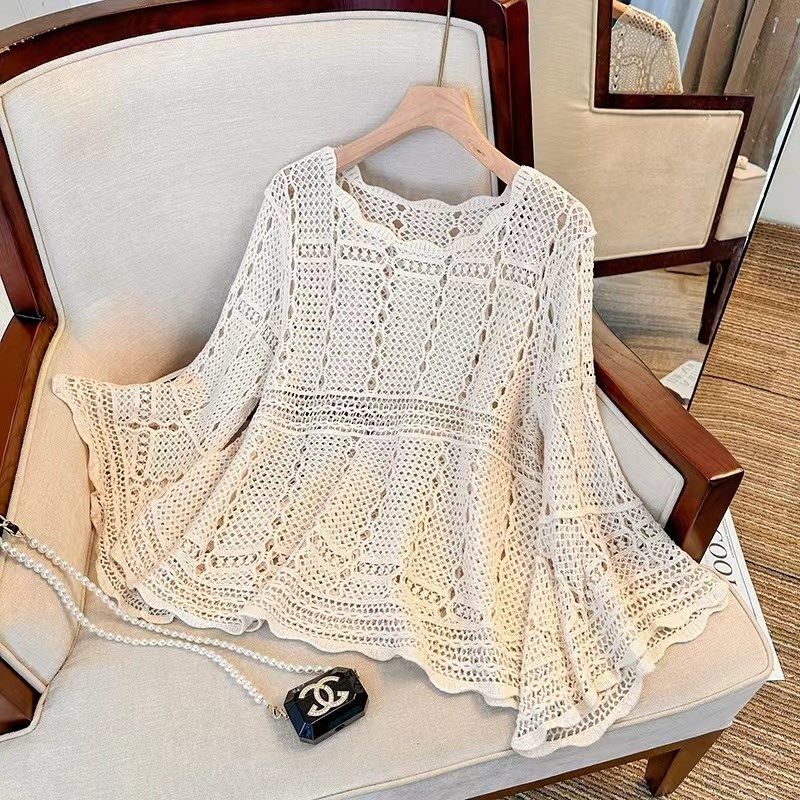 你很美大洪时尚百搭镂空勾花喇叭袖针织衫夏女度假感一字肩显瘦,淘宝优惠券,粉丝福利购,淘宝优惠卷