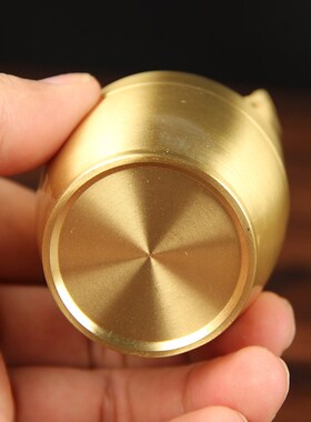 速发铜桶桶一 旋转手把件 铜金桶金 一桶金 黄铜小水一创意摆件