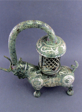 新品错银牛灯西汉青铜器铜灯红斑绿锈艺术品家居摆饰古典别墅大堂