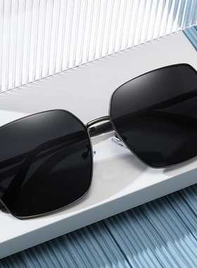 速发墨男镜202专年新款潮太开车1用驾驶偏光防紫外线潮流钓鱼镜