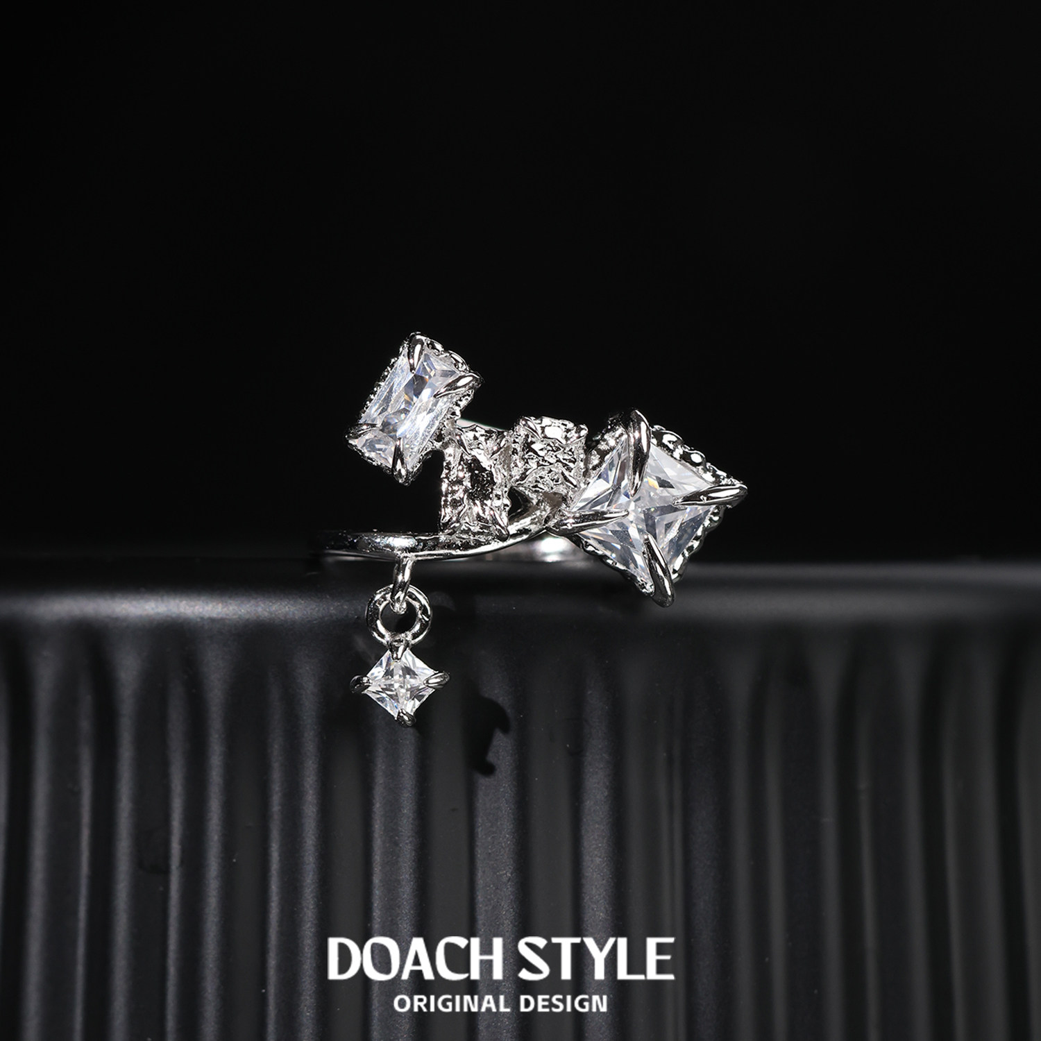 DOACH 锆石耳夹纯银不掉色原创小众设计耳骨夹耳环高级清冷感耳饰,淘宝优惠券,粉丝福利购,淘宝优惠卷