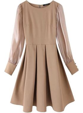 样板间衣服摆件女士衣帽间衣柜衣服连衣裙轻奢家居软装饰品摆件