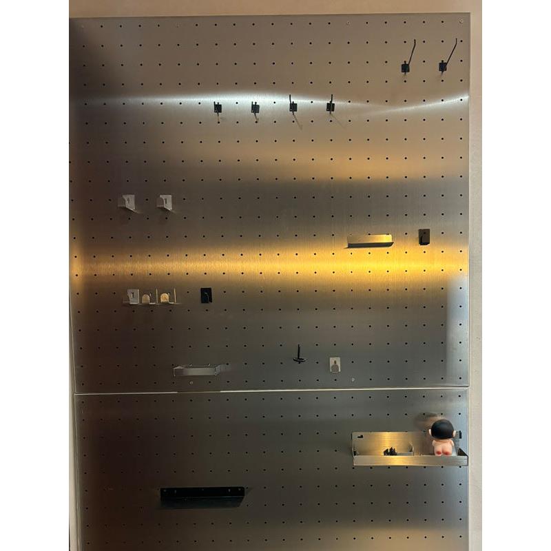 Shunli hole board shelf wall porous plate hook jewelry shelf hardware hanger mobile phone accessories jewelry rack