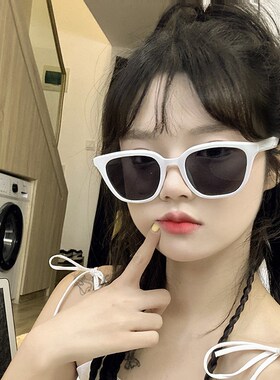 速发美式复古白色大框遮墨晒甜外显脸小防镜太镜防紫辣线潮
