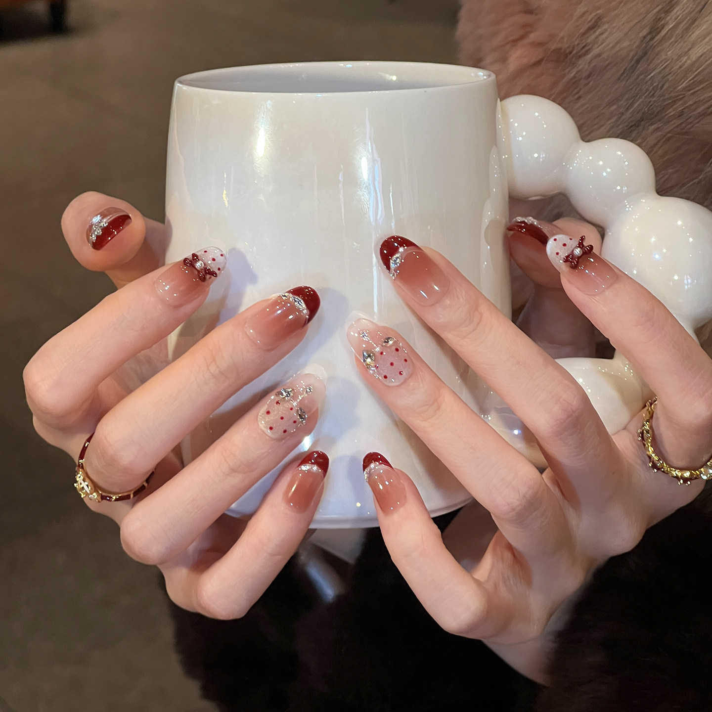 植兔手工穿戴甲中长款法式红色渐变美甲波点猫眼高级感婚纱照甲片,淘宝优惠券,粉丝福利购,淘宝优惠卷