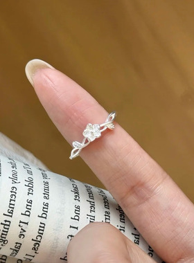 925银银色桔梗花花朵戒指新款轻奢气质精致小众设计指环手饰品