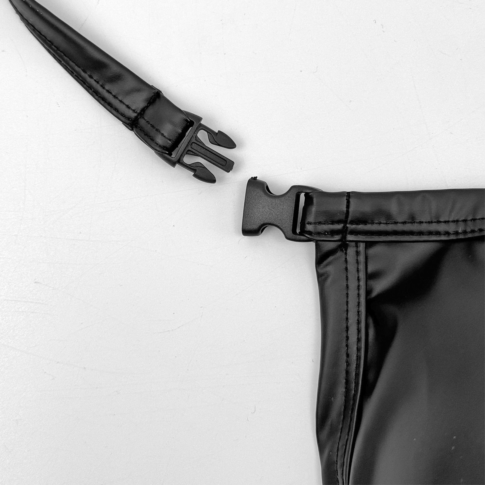 SMOOOLA男士仿皮丁字裤低腰插扣单丁裤比基尼T裤,淘宝优惠券,粉丝福利购,淘宝优惠卷