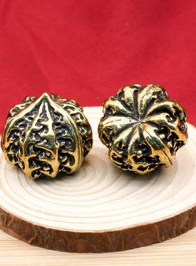 爆款黄铜实心核桃手把件复古解压手把玩健身球工艺品桌面摆件现货