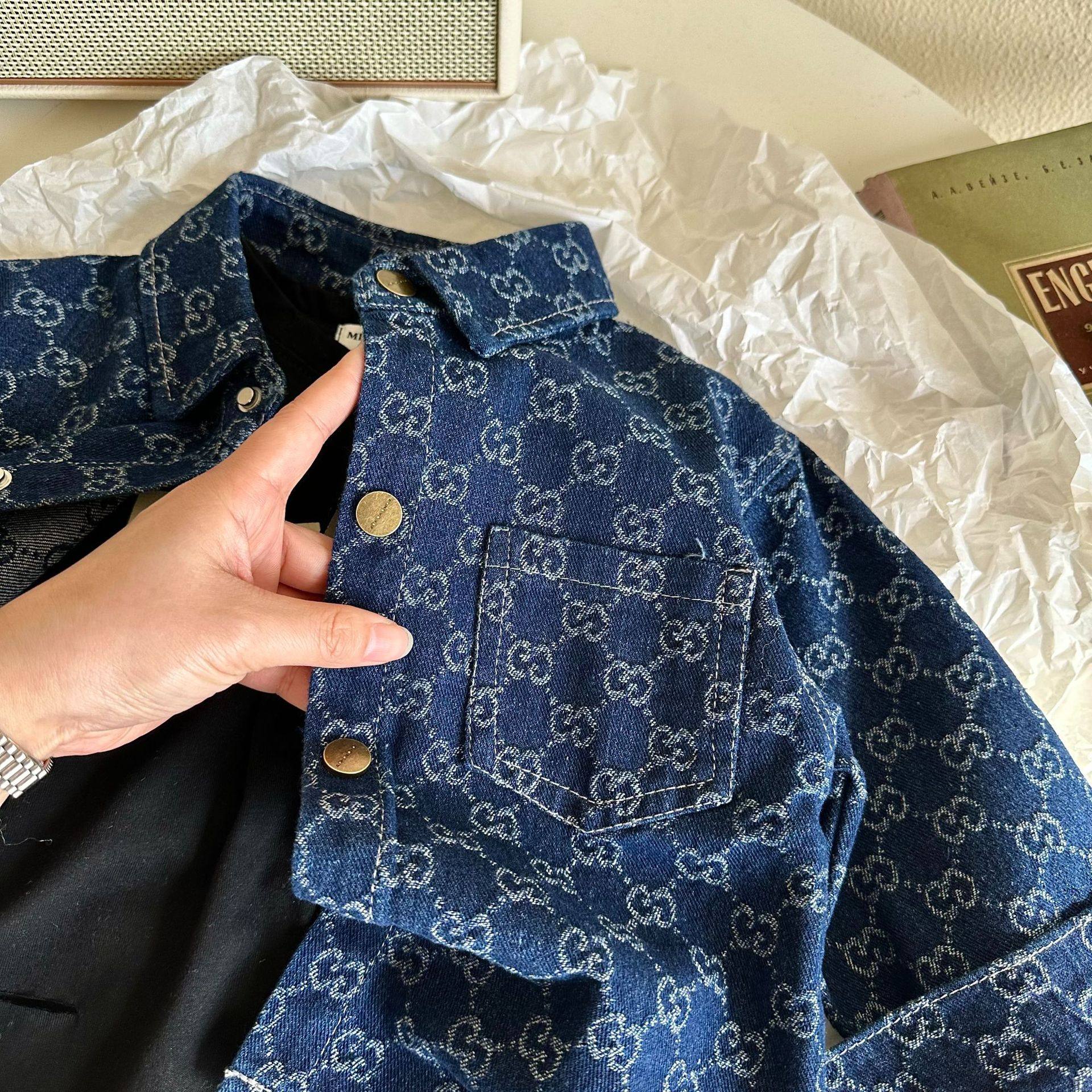 哎呦宝贝儿童衬衫24秋季新品男女童提花牛仔外套宝宝单排扣衬衣潮,淘宝优惠券,粉丝福利购,淘宝优惠卷