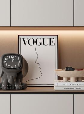 现代简约入户玄关植绒时钟摆件客厅桌面电视柜钟表摆放式家居饰品