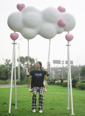 户外云荡雕塑景区海滨购物中心公园大众文化旅游照片签到园林景观