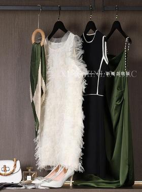 样板房衣帽间软装饰无障碍豪华小香水服装服装帽子高跟鞋梳妆台托