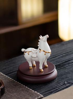 采购产品小陶瓷马饰品，一对幸运的客厅装饰品，办公室桌面十二生