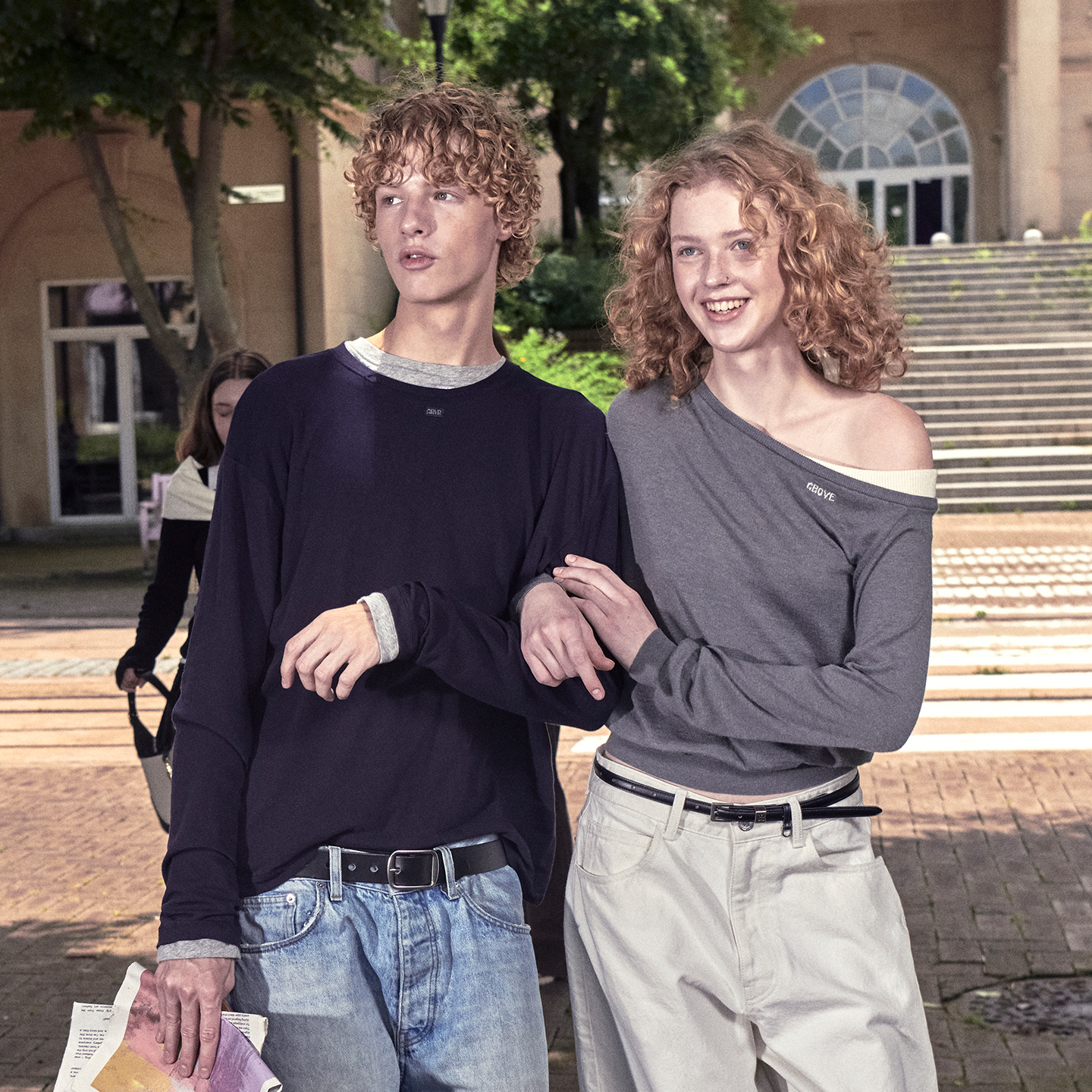 【博主同款】GROVE2025FW秋季新款长袖斜肩套头针织衫女 GF5KN04C - 图2