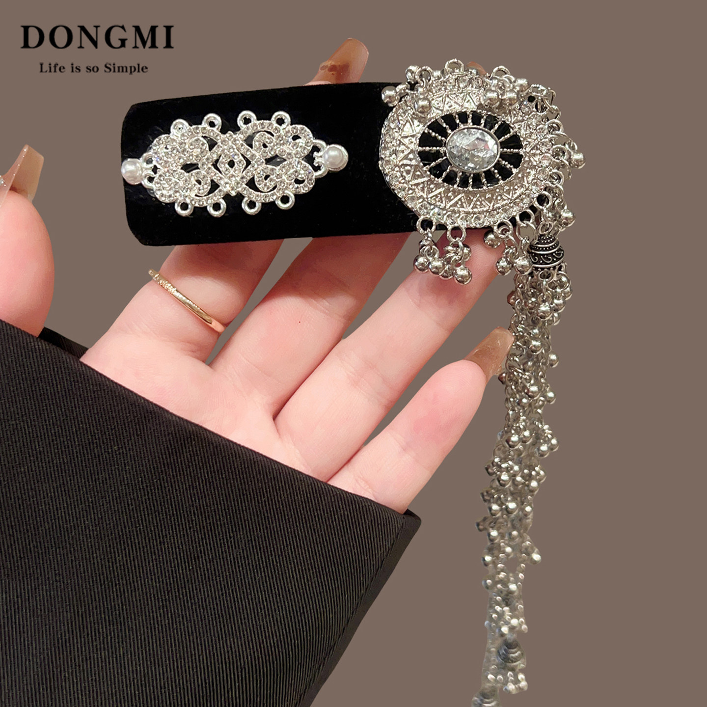 易梦玲同款古风流苏铃铛发夹女2026新款民族风侧边刘海夹高端发饰,淘宝优惠券,粉丝福利购,淘宝优惠卷