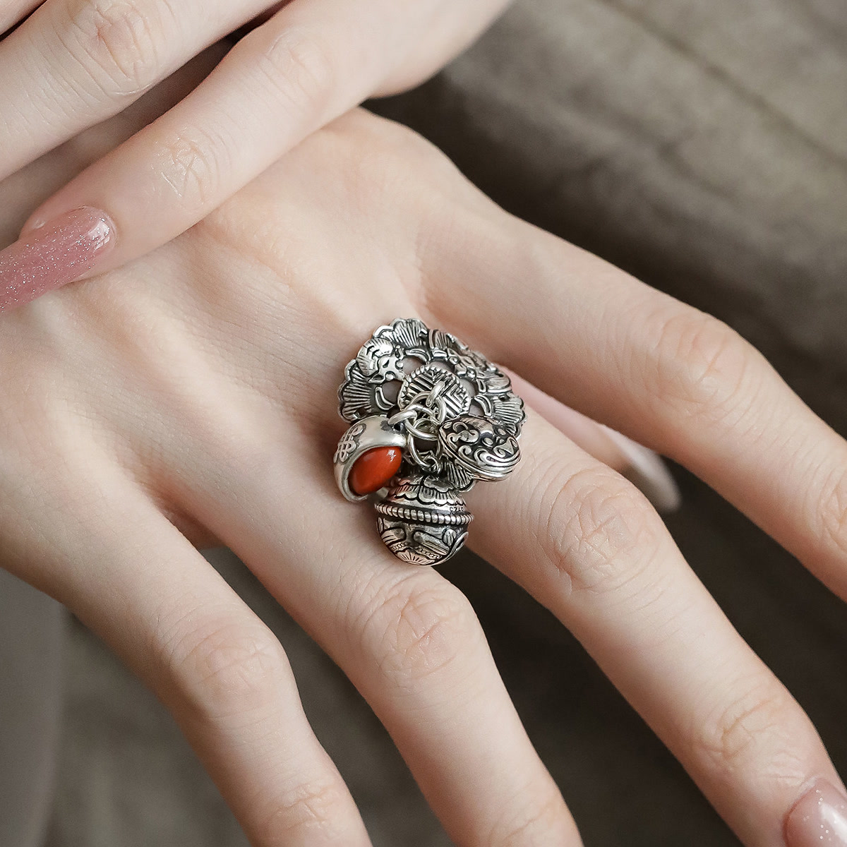 Pure Silver Nanhong Five Blessings Bat Chinese Knot Ingot Swallowing Rice Beast Ring Retro Baidu National Style J14009
