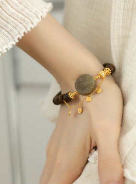 不规则奇楠沉香和田玉六字真言八卦牌弹力手串 S08874