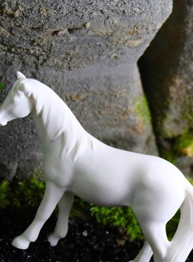 仿真小白马摆件假山园艺花卉盆景水陆微景观造景小马动物装饰摆设