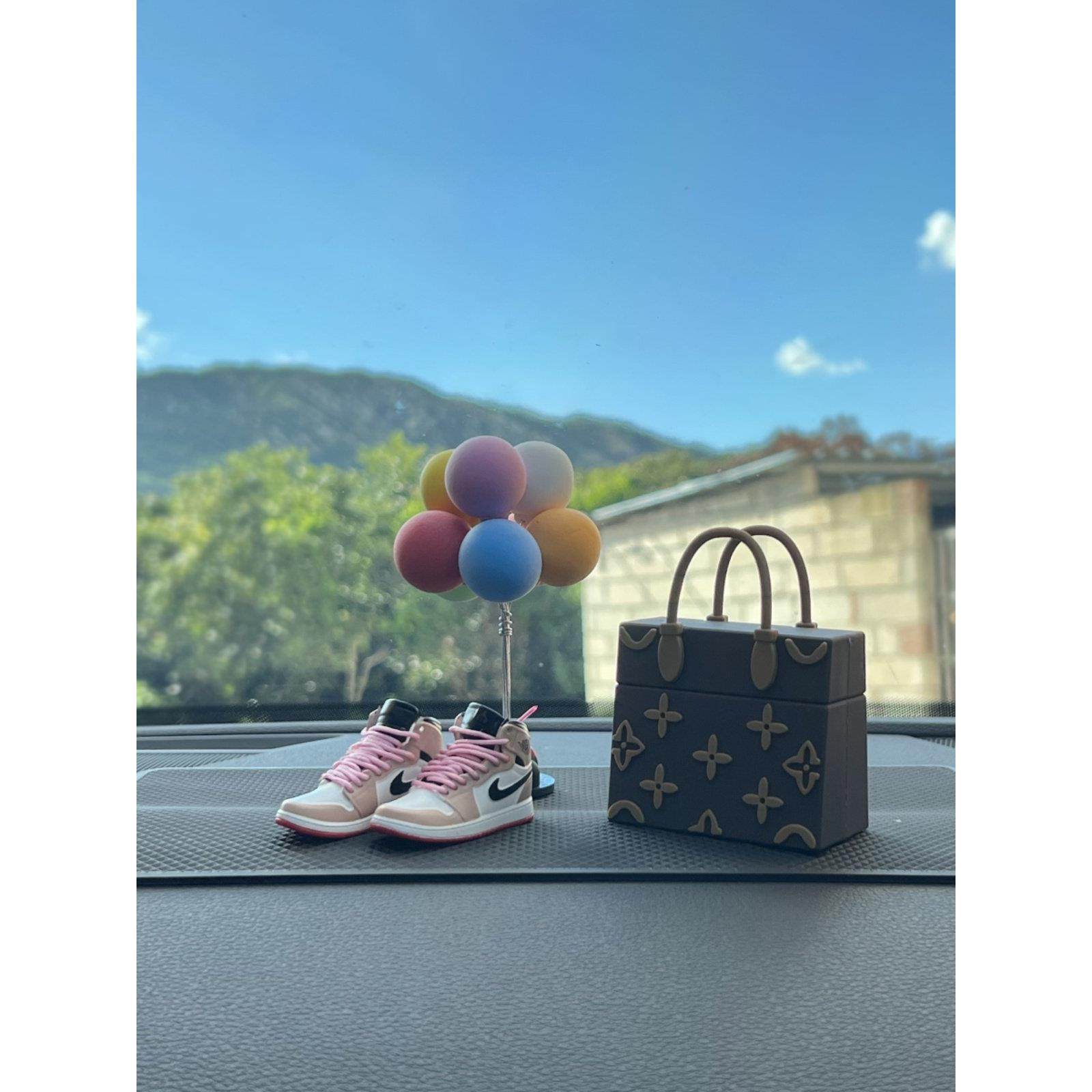 汽车装饰摆件2025新款中控台网红女士车载车内饰品摆件高级感男士,淘宝优惠券,粉丝福利购,淘宝优惠卷