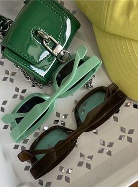 小众高级感复古方框墨镜女显脸小凹造型时尚街头遮阳太阳眼镜网红