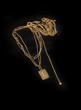 High-quality simple retro multi-layer L letter necklace fema