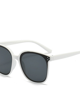 新款墨镜女高级感显脸小防晒同款时尚太阳镜网红眼镜男