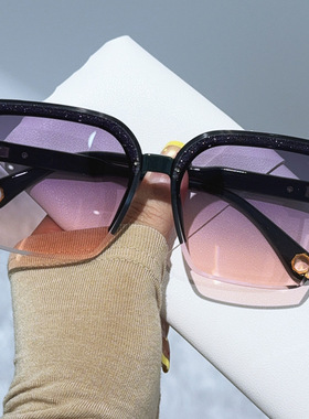 新款时尚大框太阳镜网红街拍无框女士墨镜海洋片切边方形眼镜