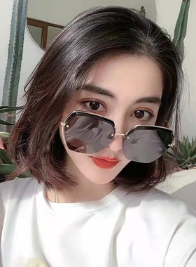 新款偏光太阳镜女时尚防紫外线大脸显瘦眼镜韩版网红墨镜