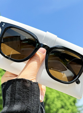 时尚黑色墨镜女高级感新款防晒防紫外线男士开车网红太阳镜