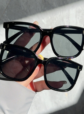 儿童防紫外线黑色墨镜男童女童新款眼镜宝宝男孩太阳镜眼镜