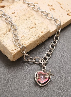 Love pendant necklace Lady clavicle chain粉钻爱心吊坠项链