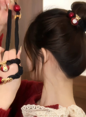 过年红色褶皱小马发圈女高级感丸