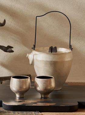 中世纪风格客厅氛围美食艺术装饰品茶具托盘组合生活中心健康中心