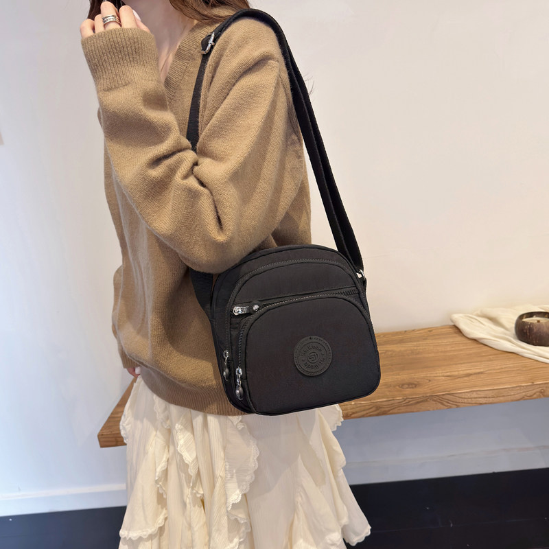 多层简约风文艺风轻便便携款单肩斜挎包休闲小包包韩版手机包,淘宝优惠券,粉丝福利购,淘宝优惠卷