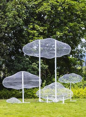 不锈钢空心几何云兔玻璃纤维雕塑铁彩虹入住花园景观装饰摆件