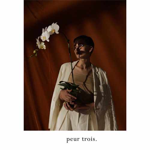 peur 白色西装高级感简约春夏薄款小众中长款亚麻短裤套装 - 图2