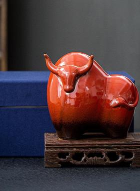陶瓷生肖牛摆件中式招财转运红色牛动物家居客厅书房办公桌面摆放