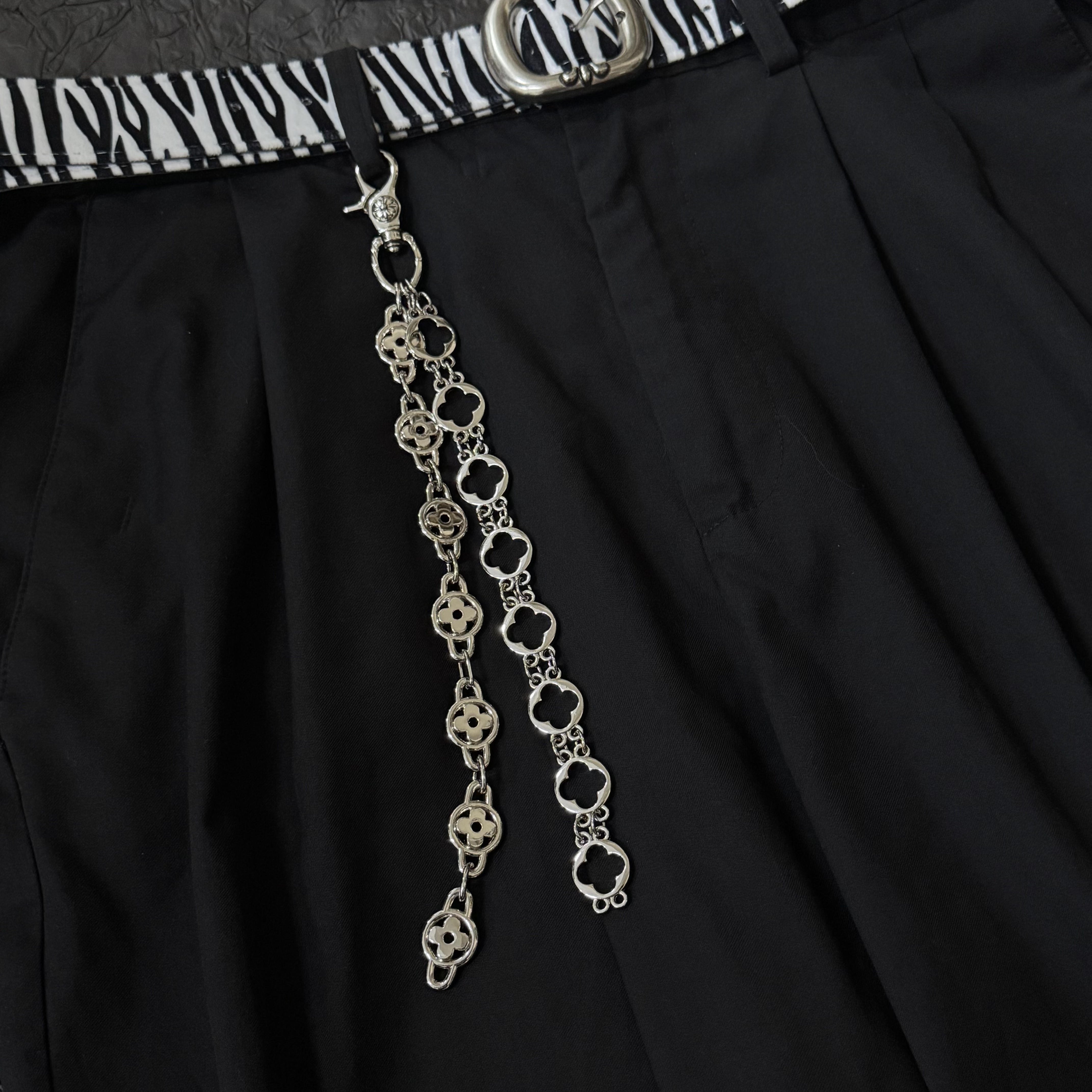 【吴嘉轩同款】Rapeter金属四叶草拼接裤链cleanfit小众挂件配饰