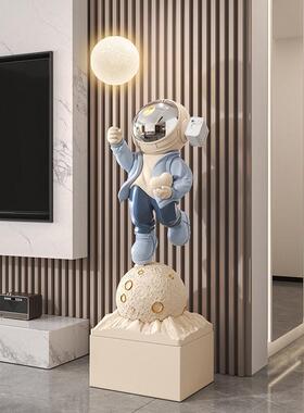 太空人太空人大摆件落地玄关客厅电视柜沙发旁月球灯装饰现代创意
